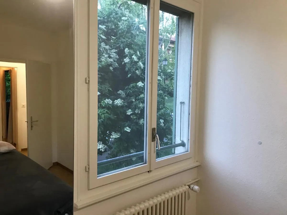 Geneva Bernex - Shared Appartement Roomate Homestay - Tramway 14 Tpg - Viarhona