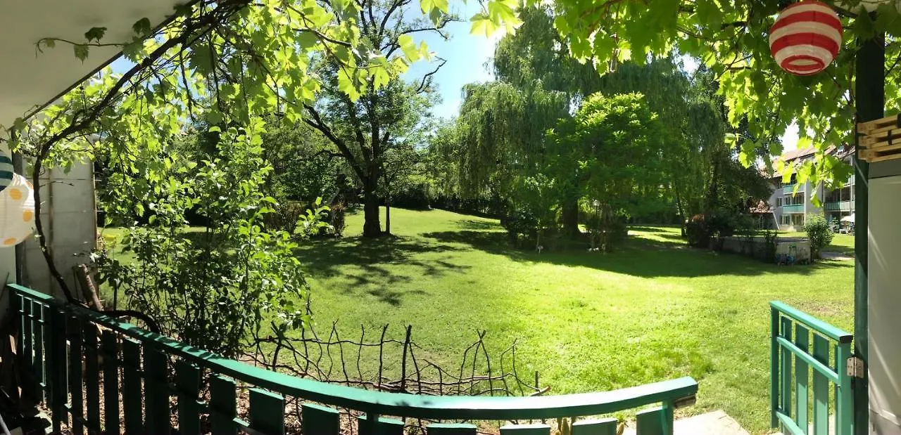 Geneva Bernex - Shared Appartement Roomate Homestay - Tramway 14 Tpg - Viarhona 0*,