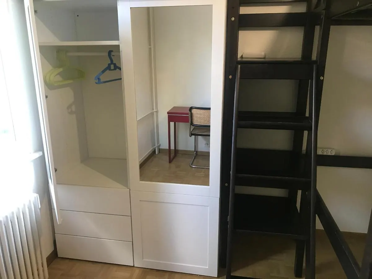 Geneva Bernex - Shared Appartement Roomate Homestay - Tramway 14 Tpg - Viarhona