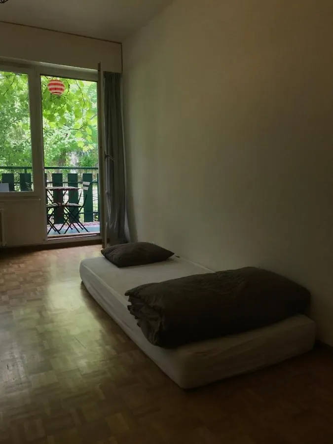 Geneva Bernex - Shared Appartement Roomate Homestay - Tramway 14 Tpg - Viarhona